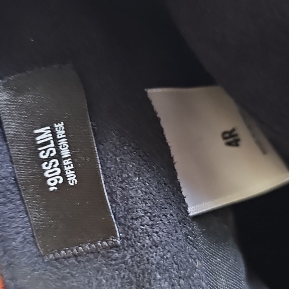 Express Black Faux Leather High Waisted 90's Slim Leg Pants Sz 4 - Picture 4 of 9